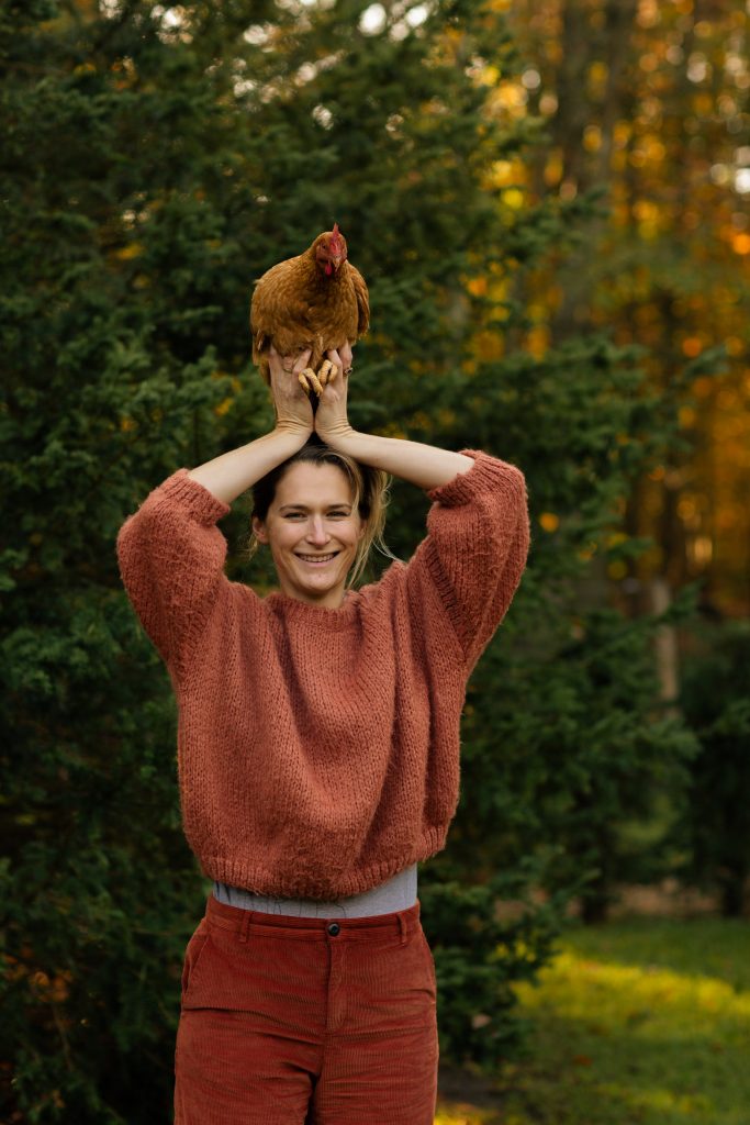 Aurelie et ses poules